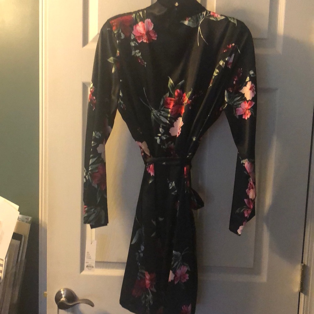 Long Sleeve💐Silky 👘Robe - Picture 4 of 4